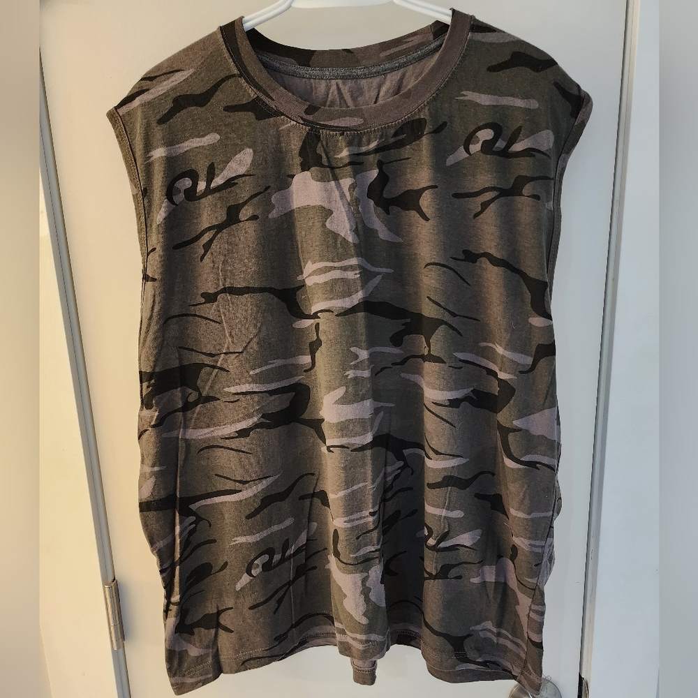 Men's CD Sport Green Camo Sleevless Tank size XL